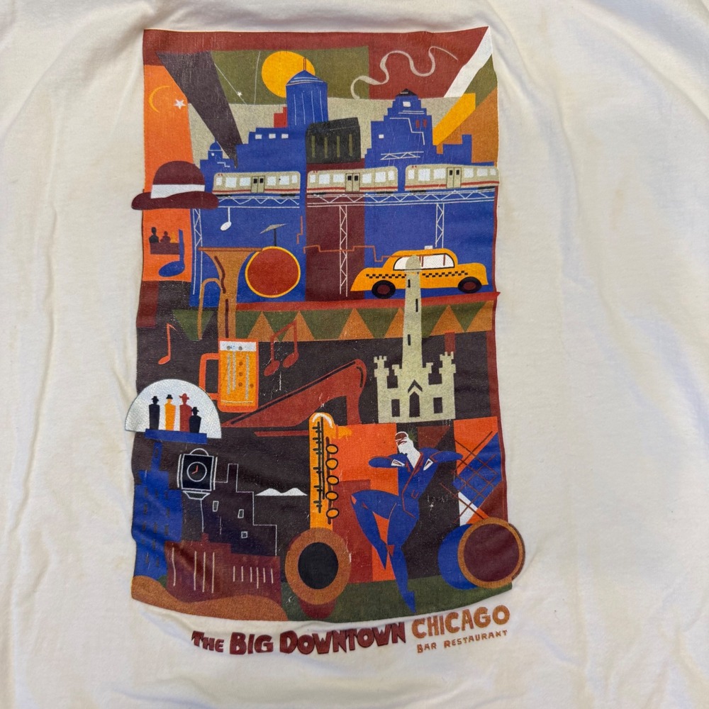 Vintage Hanes Beefy-T The Big Downtown Chicago Bar Restaurant Graphic T-Shirt XL - Picture 7 of 7